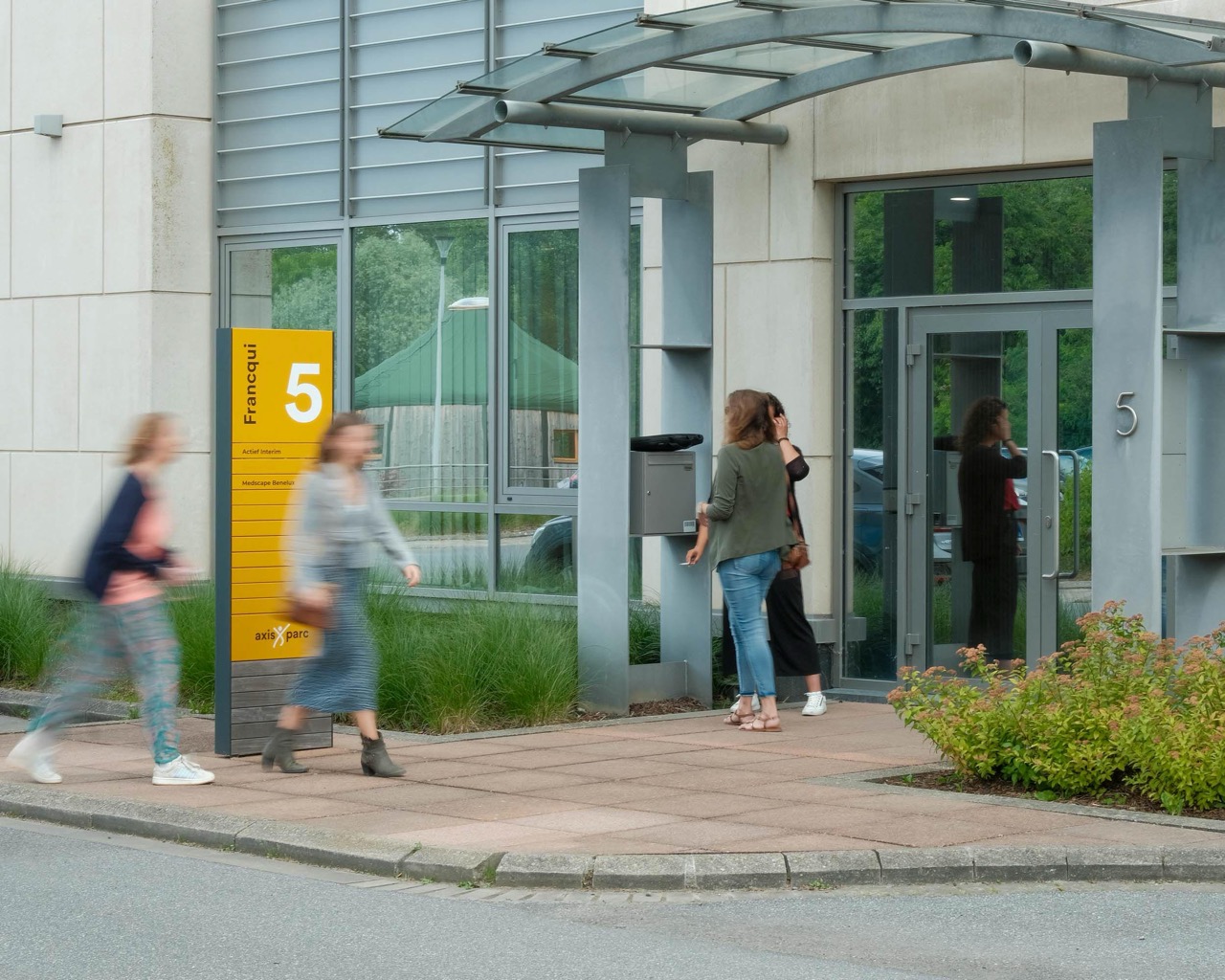 Structurer une charte du mobilier urbain